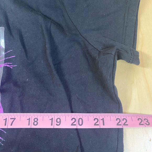 Black Def Leppard Crop Tee with Neon Colors - NWT - SIZE XXL - Picture 5 of 6